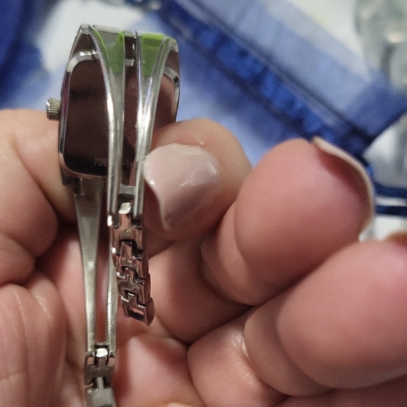 Gucci Two-Tone Silver and Gold Watch - Picture 8 of 8